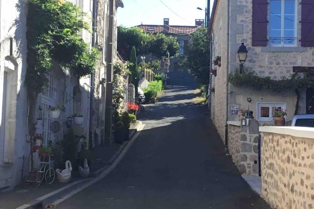 Maisonnais-Sur-TardoireBreesfalt Gite Accomodation别墅 外观 照片