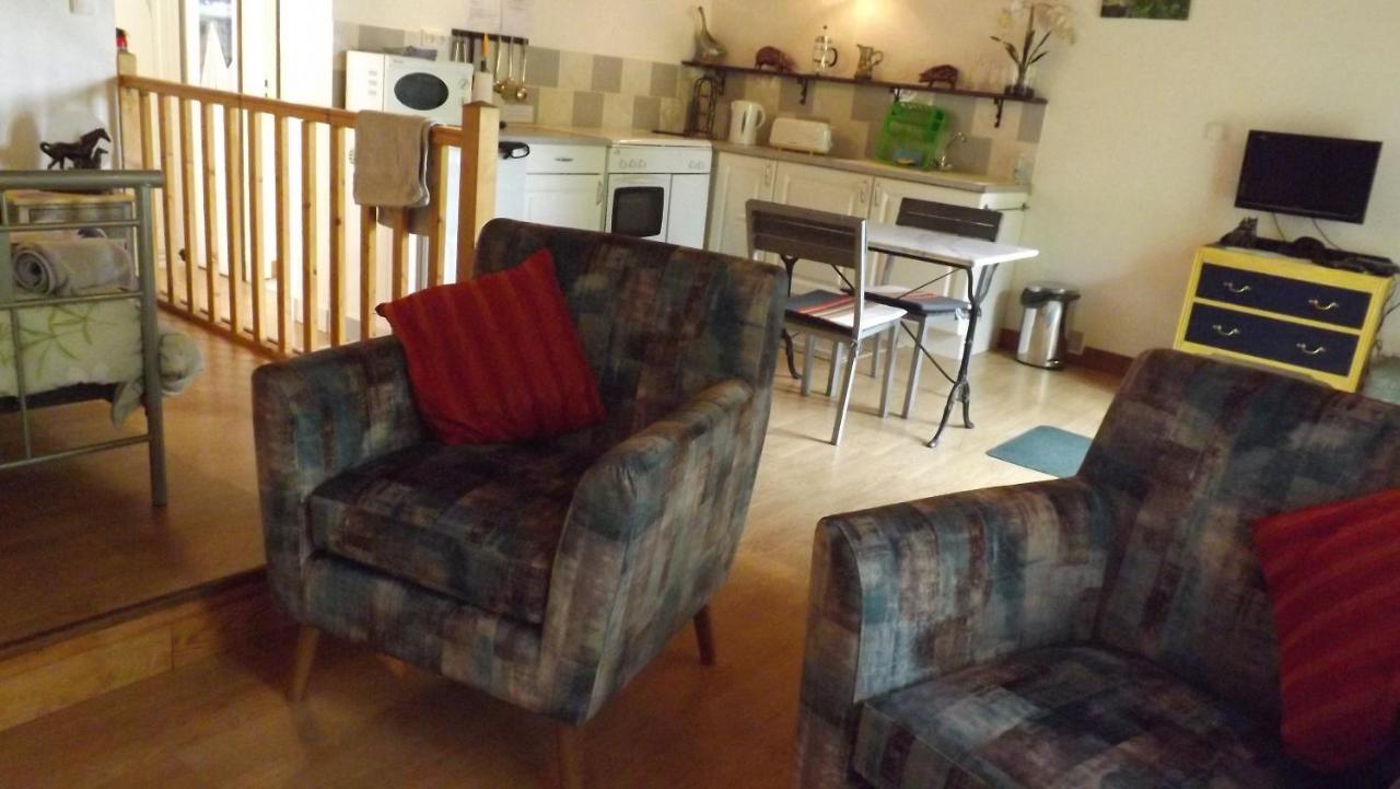 Maisonnais-Sur-TardoireBreesfalt Gite Accomodation别墅 外观 照片